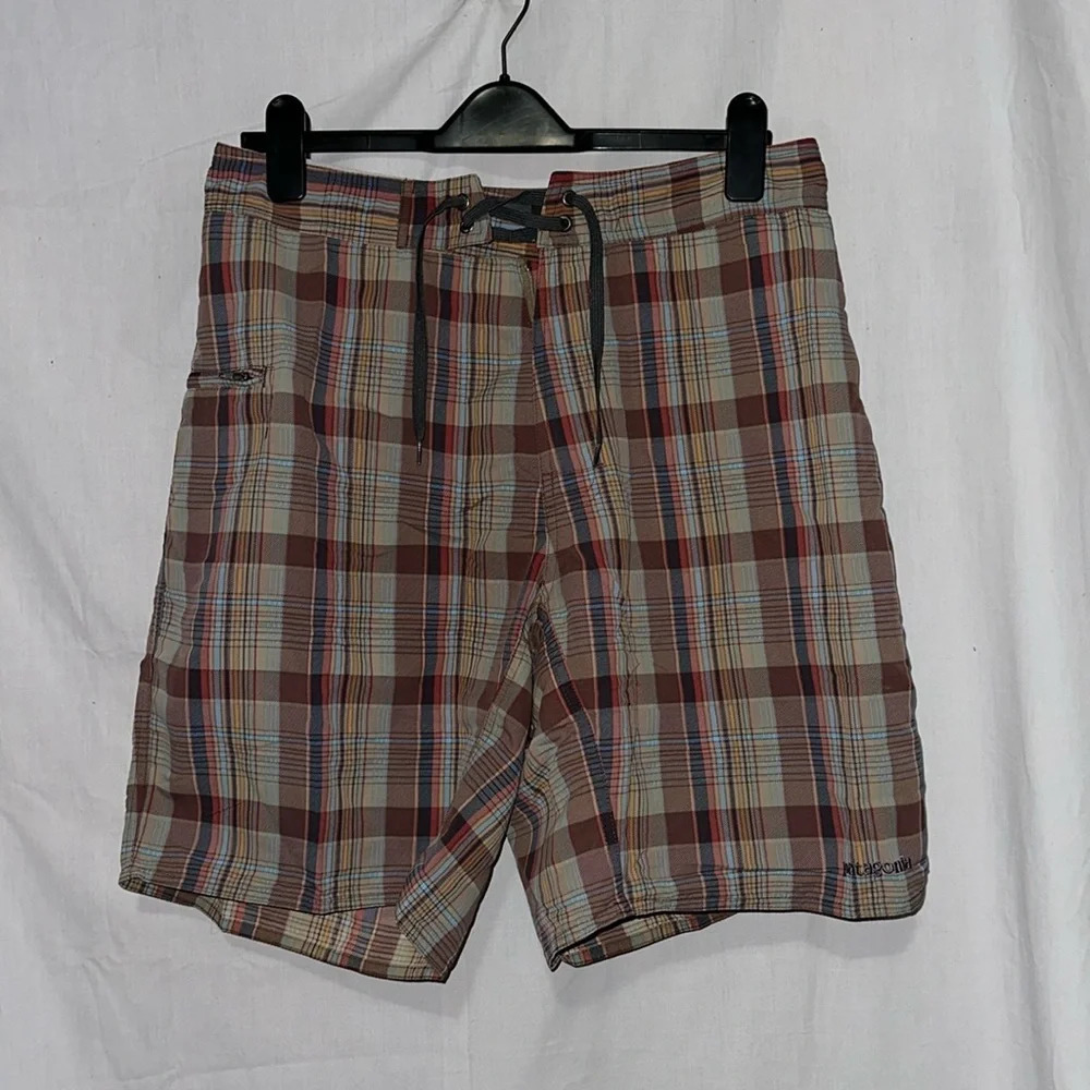 men's plaid Patagonia board shorts size 33